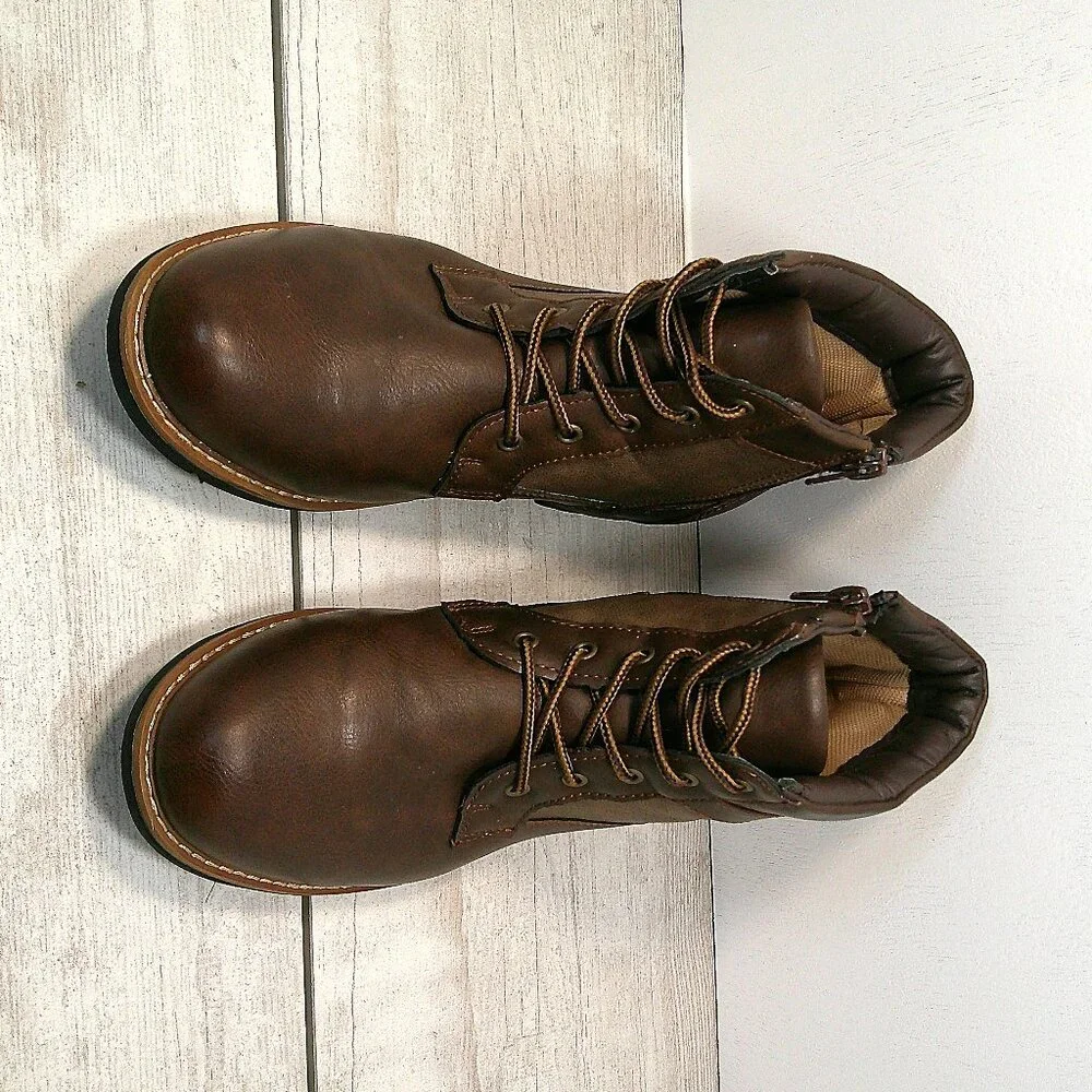 Steve Madden BBELAY Chukka Boots Youth Men's Kids Size 6 chocolate Brown Zip-Up